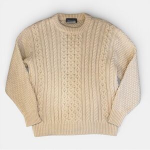Vintage 100% Pure New Wool Cream Irish Cable Knit Crewneck Sweater Grandpacore